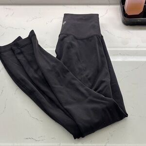 Lululemon black leggings